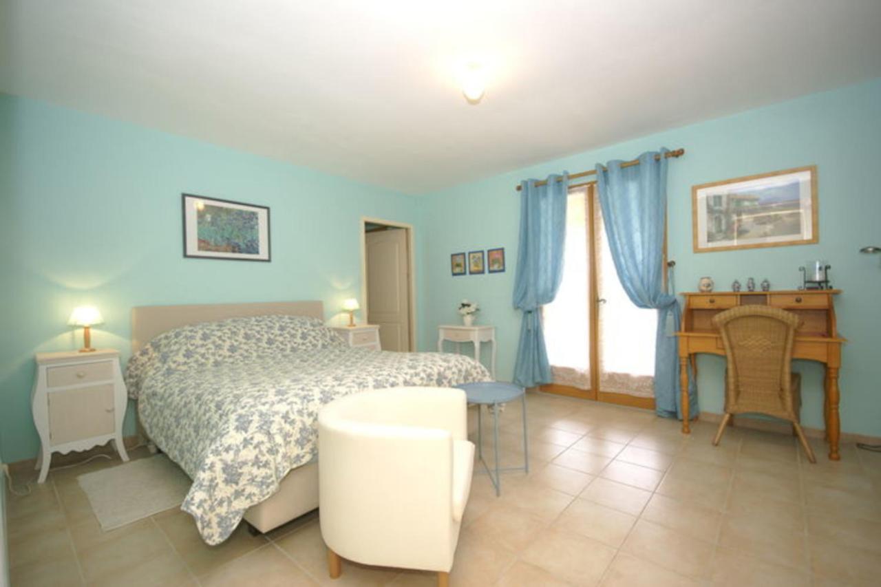 Bed and Breakfast Les Cerises Сен-Сатюрнен-д'Апт Экстерьер фото